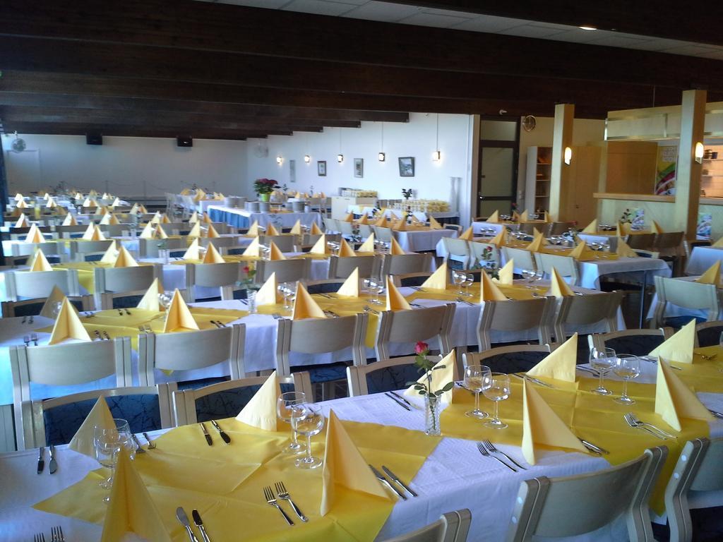 Karemajat Cottage Resort Ylitornio エクステリア 写真
